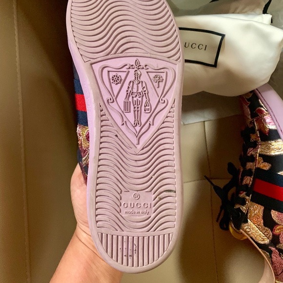 Sold x Gucci Ace Florals - Picture 8 of 8